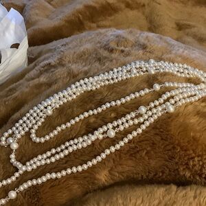 NEW PEARL CRYSTAL LONG NECKLACE SMITHSONIAN INSTITUTE STORE